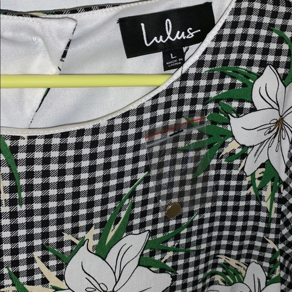 Lulu’s Open Back Mini Dress - Picture 5 of 7